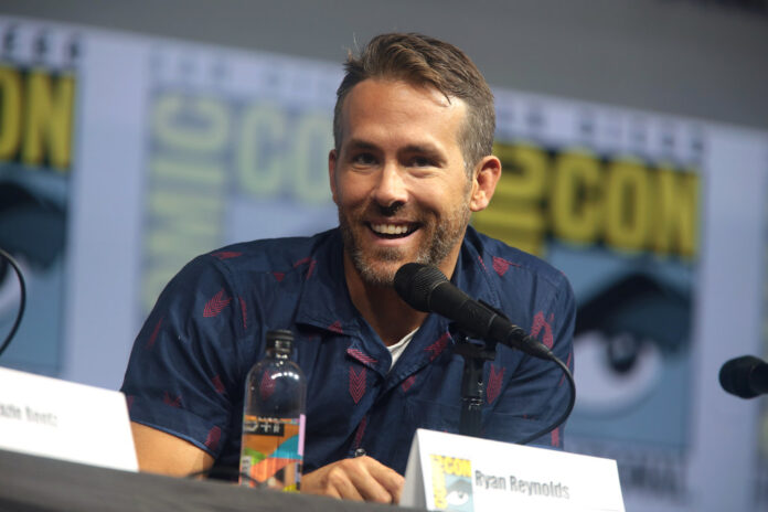 Ryan Reynolds Praises Michael J. Fox